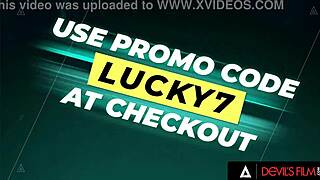 Athena watches her hubby lick Vanessa Sky's pussy outdoors! 😏