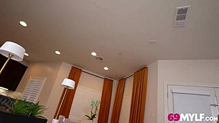 Milf Enjoys Fantastic Freeuse Bond, Want to Join?