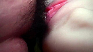 Az ujjamat és a farkamat dugtam ebbe a punciba!