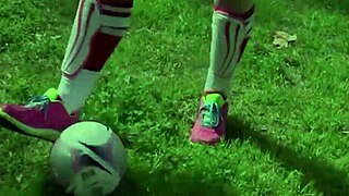 Miley, does your tongue piercing make ass licking even hotter while you stroke your cunt?