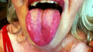 Dawn's world: no pants, just fingering!