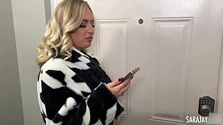 Man, its e bunnz, me and Sara Jay goin’ wild cowgirl style!