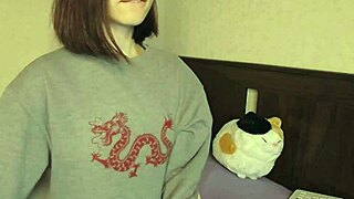 watch my teen girlfriend fingering wet pussy on webcam