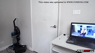 My Stepmom Alix Lynx Sucked My Huge Cock