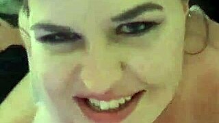 Kandy Kane, The Sri Lankan Housewife, Gives A Deepthroat Blowjob