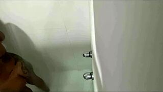 ana miller ktal shower 😘