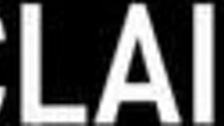 Mia gives a blowjob and swallows a huge load backstage 😋