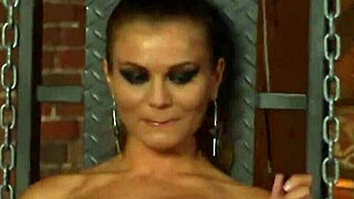 Kinky quickie anal sex with moaning milf babe