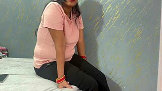 Hey, How Did Indian Ravinadesi Step Sister Get Nailed?