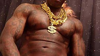 Hallelujah Johnson Worships Huge African BBC Intensely