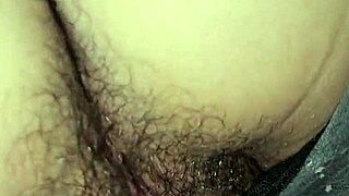 asi de facil quitarle los pantys a mi cuñada