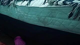 Relaxing massage for my chubby latina girl 😊