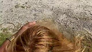 Loira casada paulista dando pro amante carioca na praia