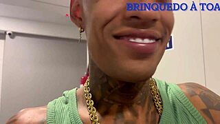 O Padrasto Mais Novo Comendo as Duas Enteadas