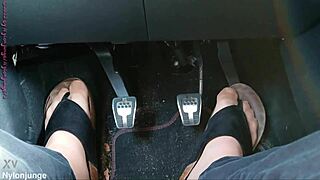 nylon feet with separators in car
