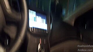 Risky Handjob For Hot Girl On Public Street