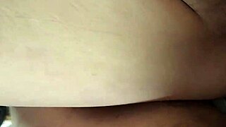 Homemade Amateur Blowjob Turns Into Hard Fuck and Creampie!