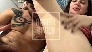 Namora safada masturba chupa fode gozar bucetinha