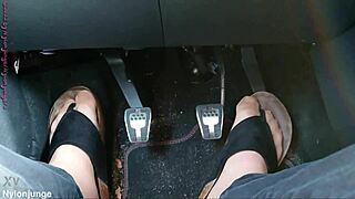 nylon feet with separators in car