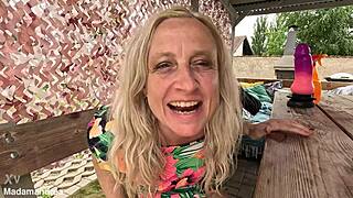 Hot Summer Days with Latex Dildo in Prolapse Pussy!