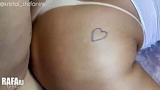 big clit milf getting blowjob from brazilian guy 😏