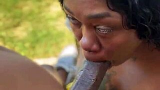 Goldilocks & the big dick in sloppy ebony sex tape