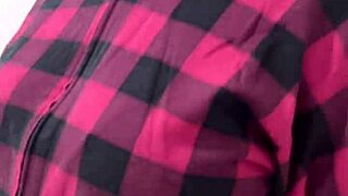 uber driver picks up girl on street