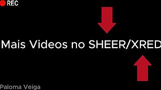 Paloma Veiga flashes cock on train?