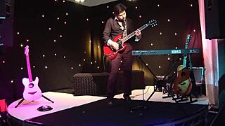 Guitarist Enjoys Cute Blonde Lassie And Leaves A Mark