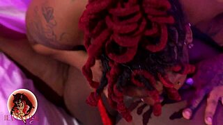 女の子同士が好き？ イツキティラブ vs アヨスクイーク