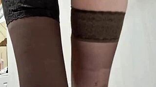 Elza kom deepthroats cock in pigtails