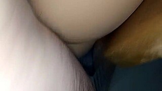 Comiendo co�o gringo por primera vez en colombia