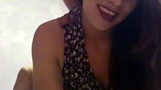 Le Doy Con Todo Hilo Sin Quitarle La Faldita