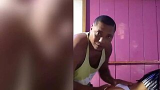 olha o encontro interracial com o amigo