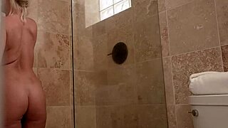 I Really Like Blonde Milfs