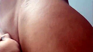 can you believe these horny beauties flashing at the aquapark?