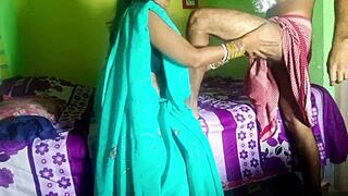 أثناء تدليك الزيت ينيك السس الكنة