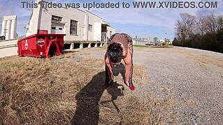 i'm flashing my big ass in thong bodysuit at the docks