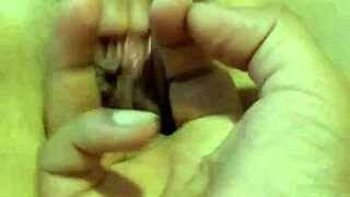 i love this homemade mexican pussy, she's so sexy and horny as a prostitute