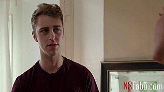 Ryan Keely ohjaa intensiivistä nussua Dustin Daringin kanssa!