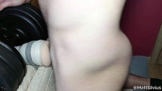 Girlfriend tests toy with handjob and cumshot