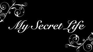 Group gathering with intense lesbian activities