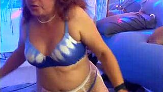 hotwife steffi butterfly performs a dance