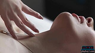 tia the asian teen models sexy lingerie on bed