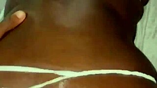 Lady Dimitrescu in Harleyquin outfit.