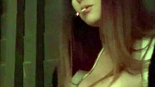 i flash my big tits outdoors with artemisia love