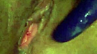 i play with hot wet latina creamy pussy