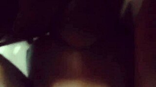 Slab fant izkoristi velikoprsno mačeho v spalnici