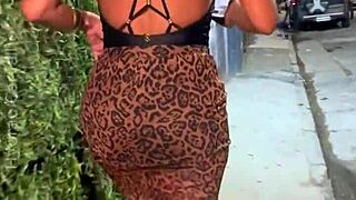 i giv to bbc aftuh party in front of cuck