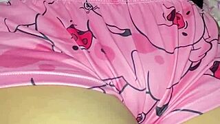 Daddy, look at my pajamas, do you want to take them off?